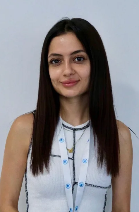 Zeynep Göl